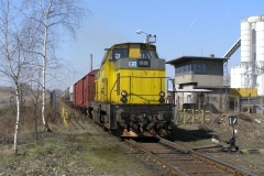 Už s nálepkami ČD-Cargo, Předávací kolejiště Rosice nad Labem vlečka. 31.3.2008